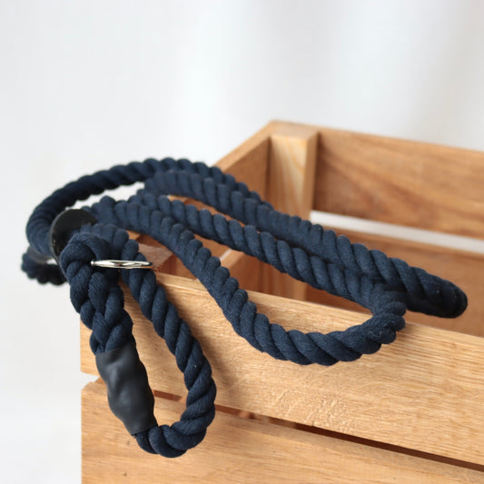 Navy Blue Slip Collar Lead