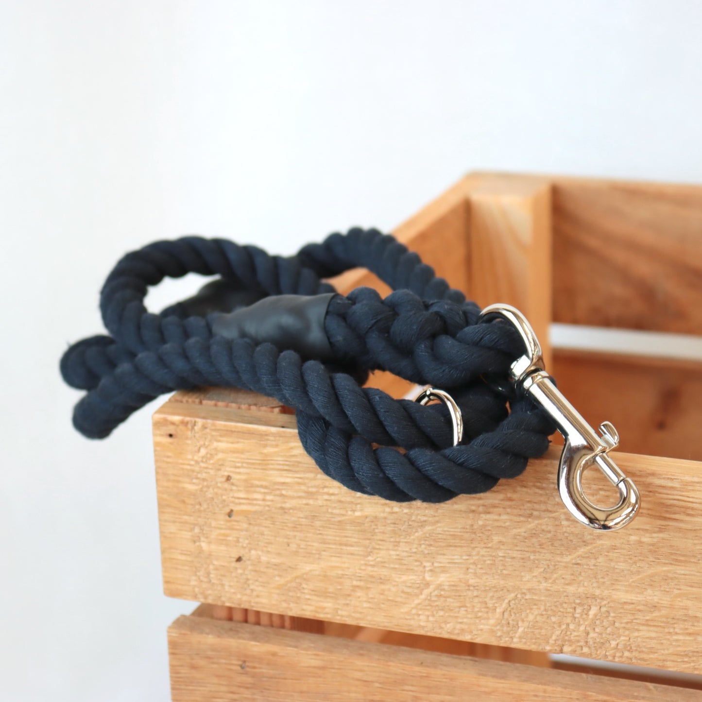 Navy Blue Trigger Hook Lead