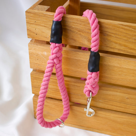Rose Pink Trigger Hook Lead