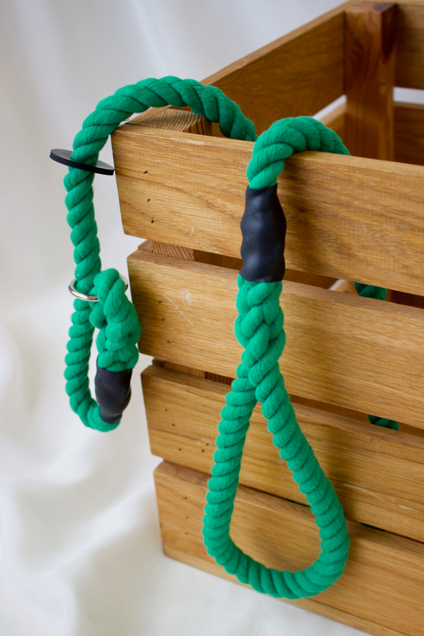 Emerald Green Slip Collar Lead