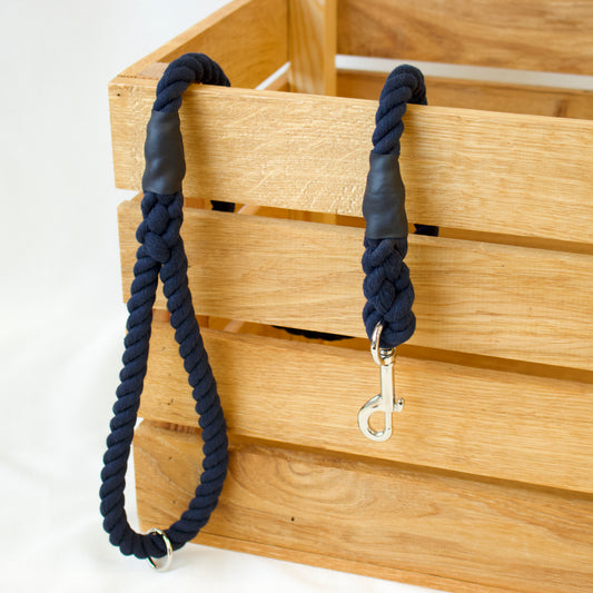 Navy Blue Trigger Hook Lead